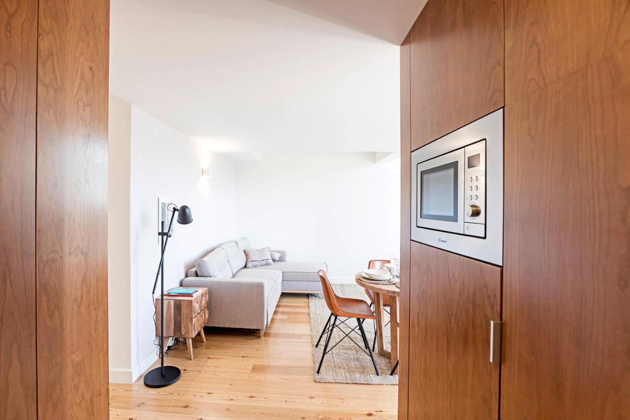 Stunning Duplex Near River By Lovelystay Porto Luaran gambar