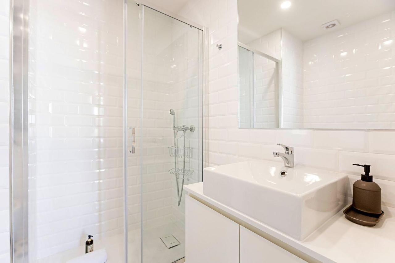 Stunning Duplex Near River By Lovelystay Porto Luaran gambar